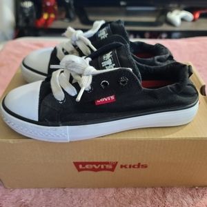 Kids Levi's shoe